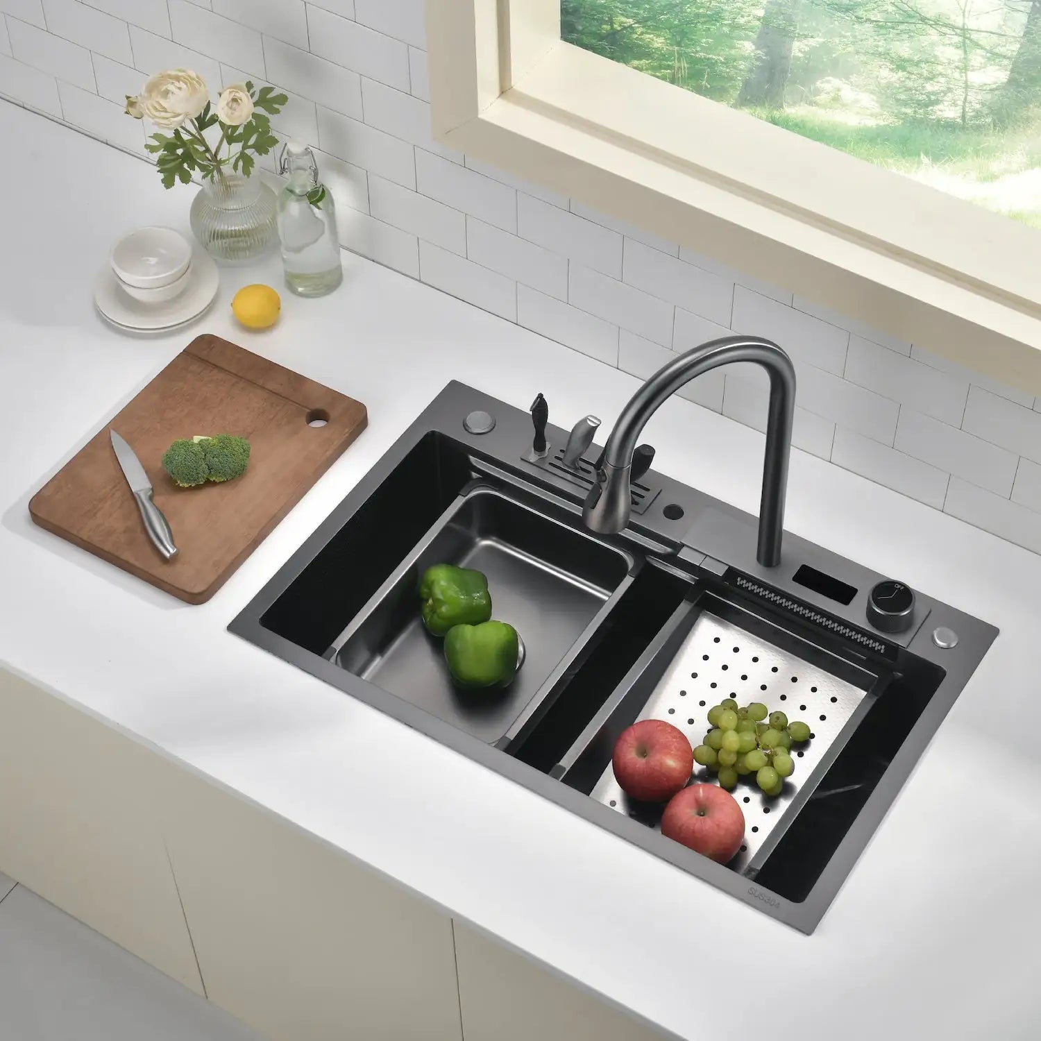 workstation_kitchen_sink_set_digital_temperature_display_waterfall_feature_ks003_loraven