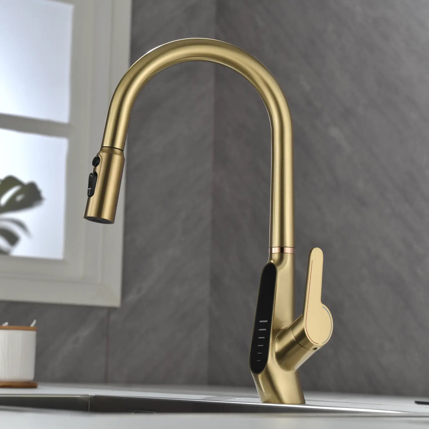 Loraven Pull-Out Kitchen Faucet with Triple Water Modes and Temperature-Time Display-KF006