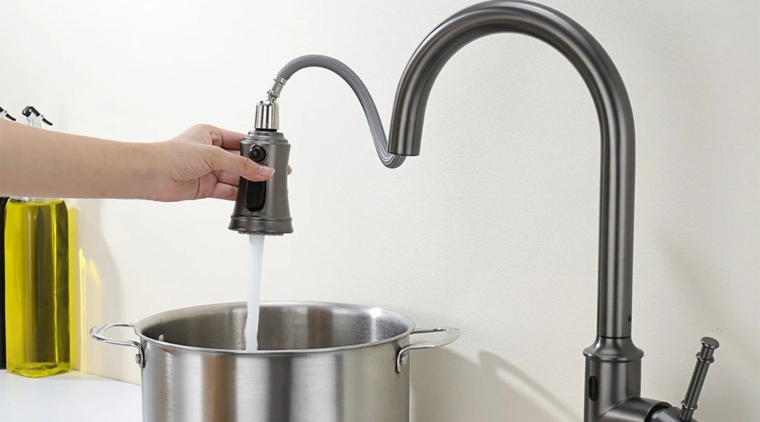 Best Pull-Down Faucets for Large Kitchen Sinks